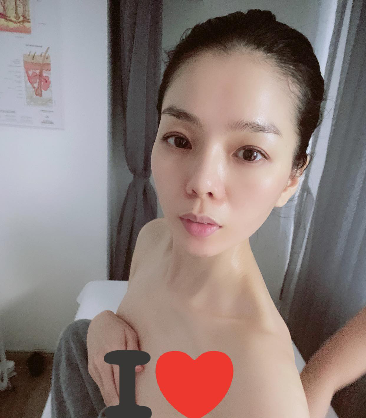Sau tin đồn li hôn, Lệ Quyên ngày càng khác lạ