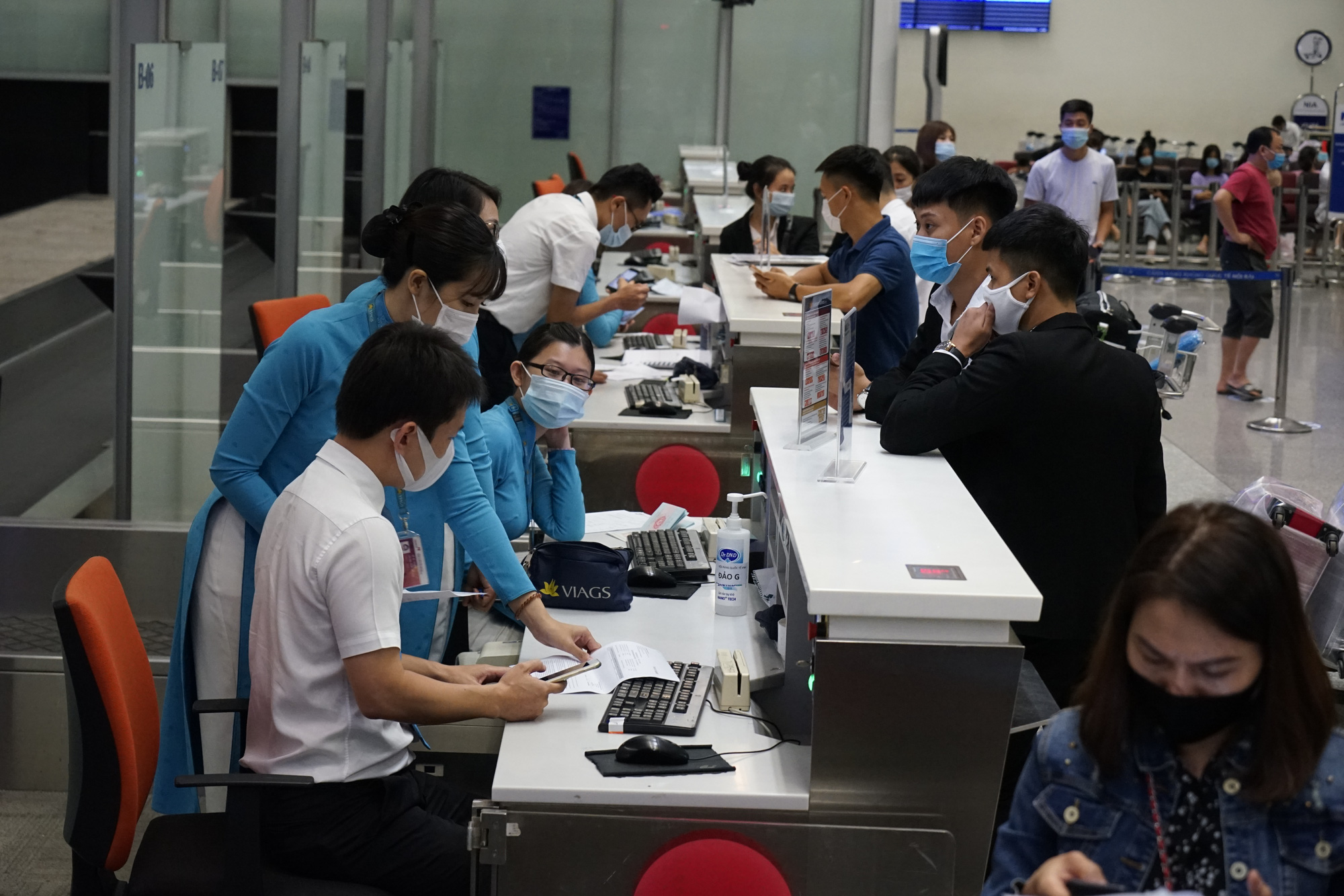 Chuyến bay thương mại quốc tế đầu tiên về VN khởi hành 25-9