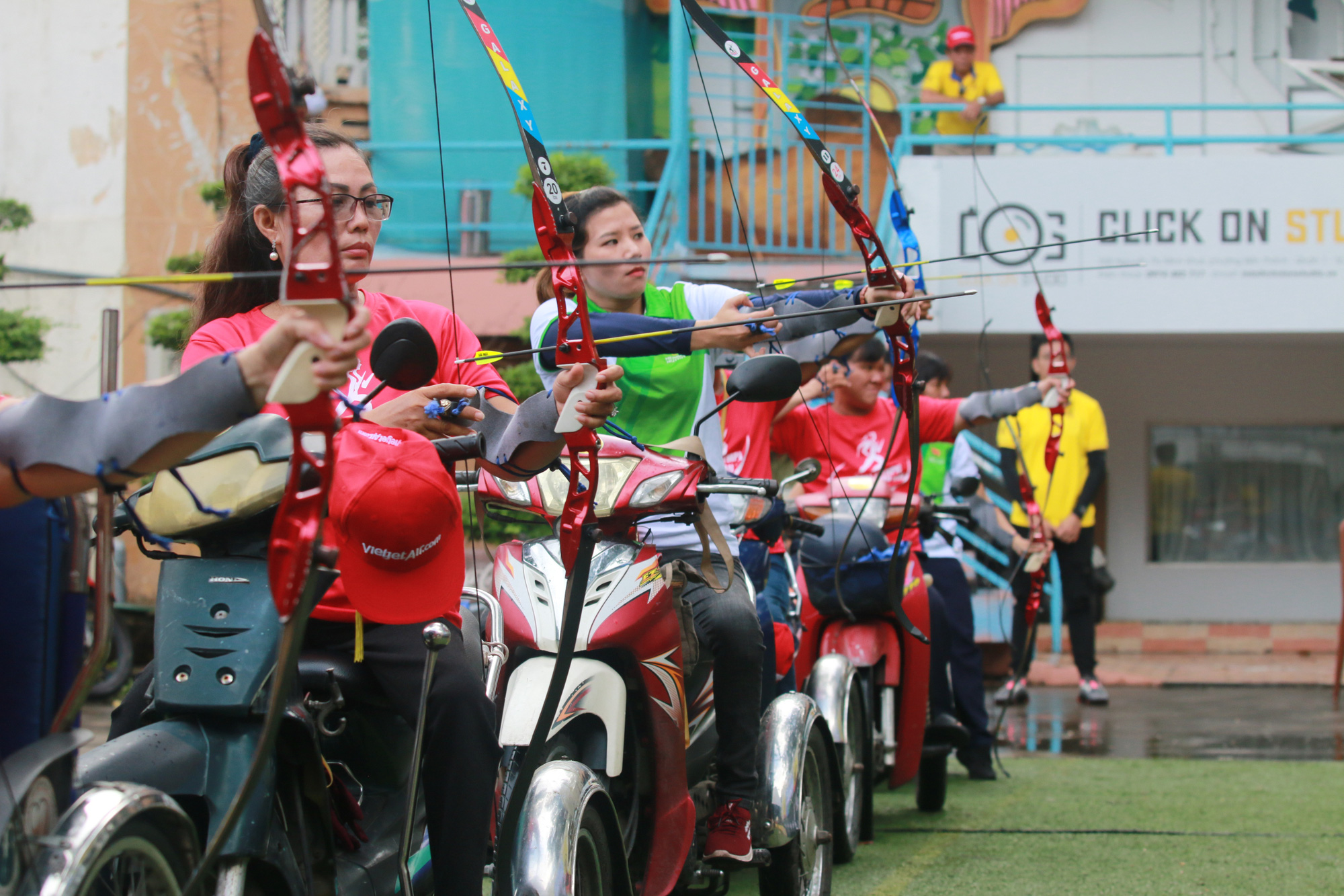 Những h&igrave;nh ảnh Ng&agrave;y hội bắn cung thể thao người khuyết tật - C&uacute;p Galaxy Paragames 2020 - Ảnh 2.