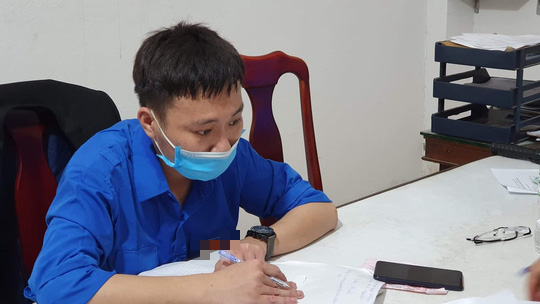 Giả danh phóng viên và đại biểu Quốc hội để lừa mua vé máy bay - Ảnh 2.