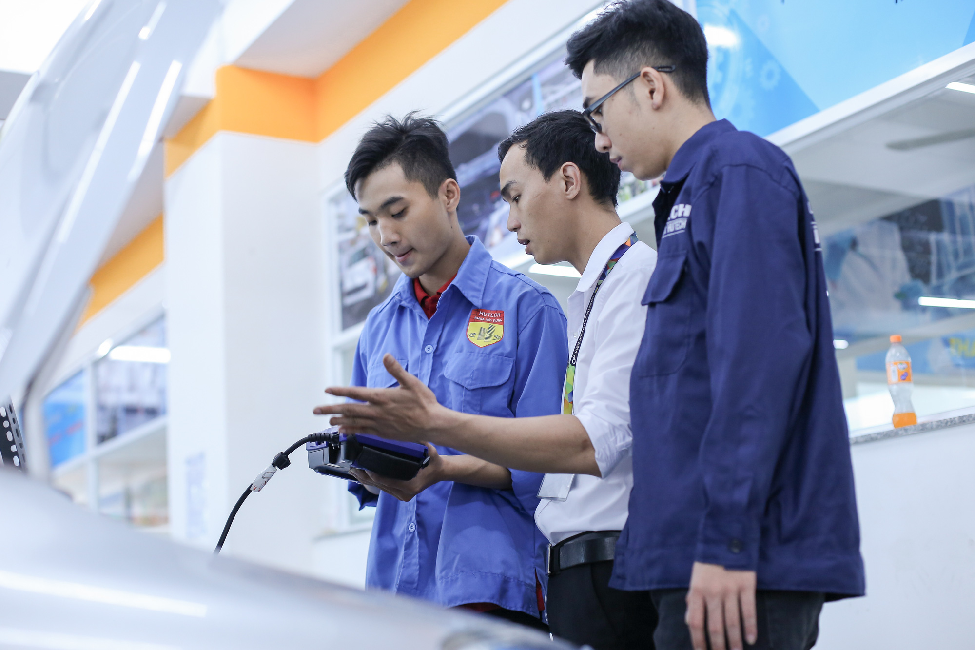 ĐH Tài chính- Marketing, Kinh tế- Tài chính, HUTECH công bố điểm sàn xét tuyển
