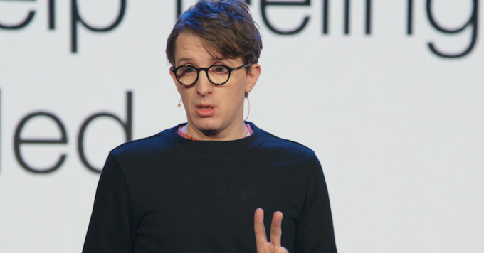 Bị tố cáo cưỡng hiếp, danh hài James Veitch thiệt hại nặng