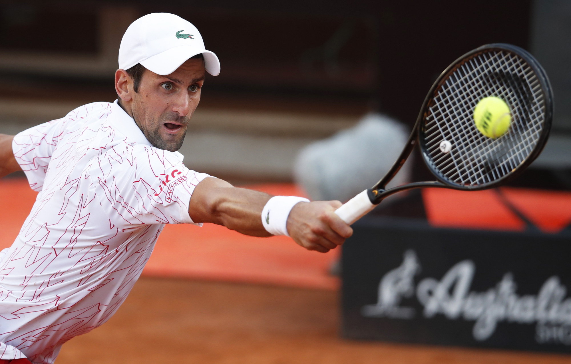 Clip Djokovic vất vả vào chung kết Rome Masters 2020 - Ảnh 8.