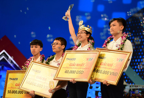 Nguyễn Thị Thu Hằng đăng quang Đường lên đỉnh Olympia 2020