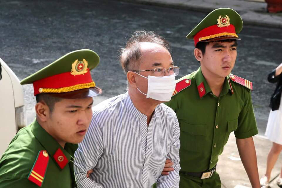 Ông Nguyễn Thành Tài và bà chủ Hoa Tháng Năm lãnh tổng cộng 13 năm tù