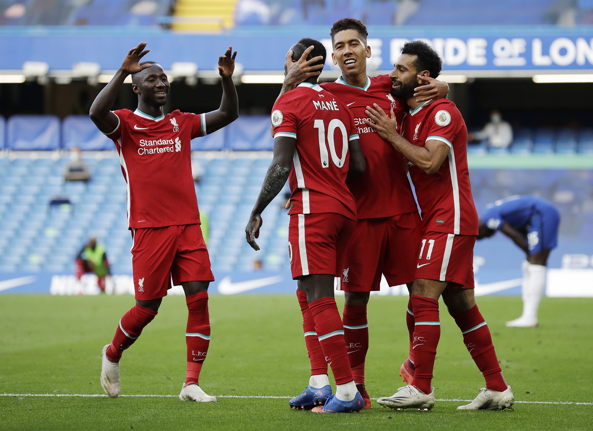 Thảm họa đại chiến, Chelsea thất bại cay đắng trước Liverpool