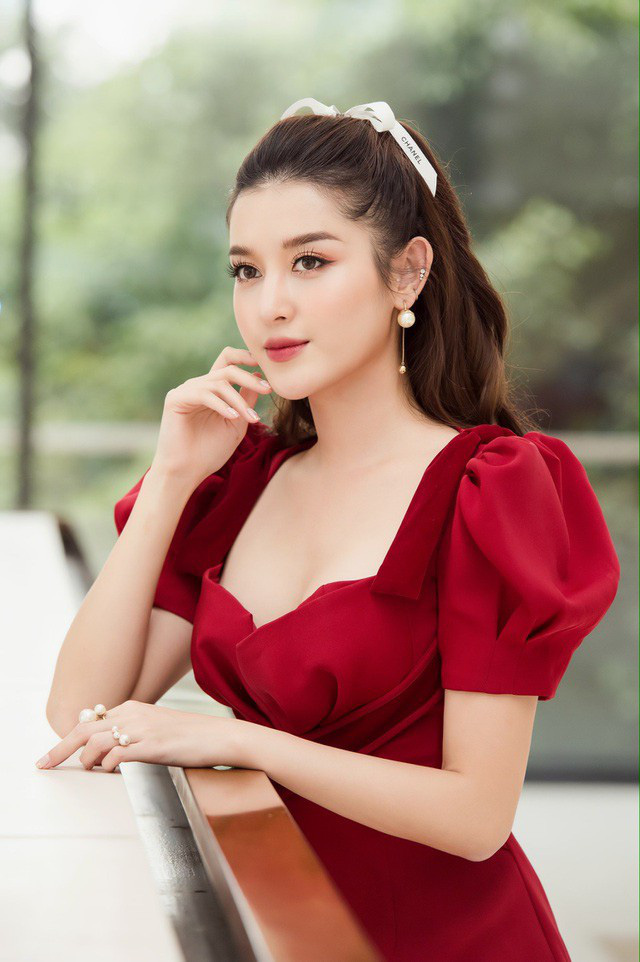 Nhan sắc 4 mỹ nh&acirc;n Việt lọt &ldquo;100 gương mặt đẹp nhất thế giới&ldquo; - Ảnh 12.