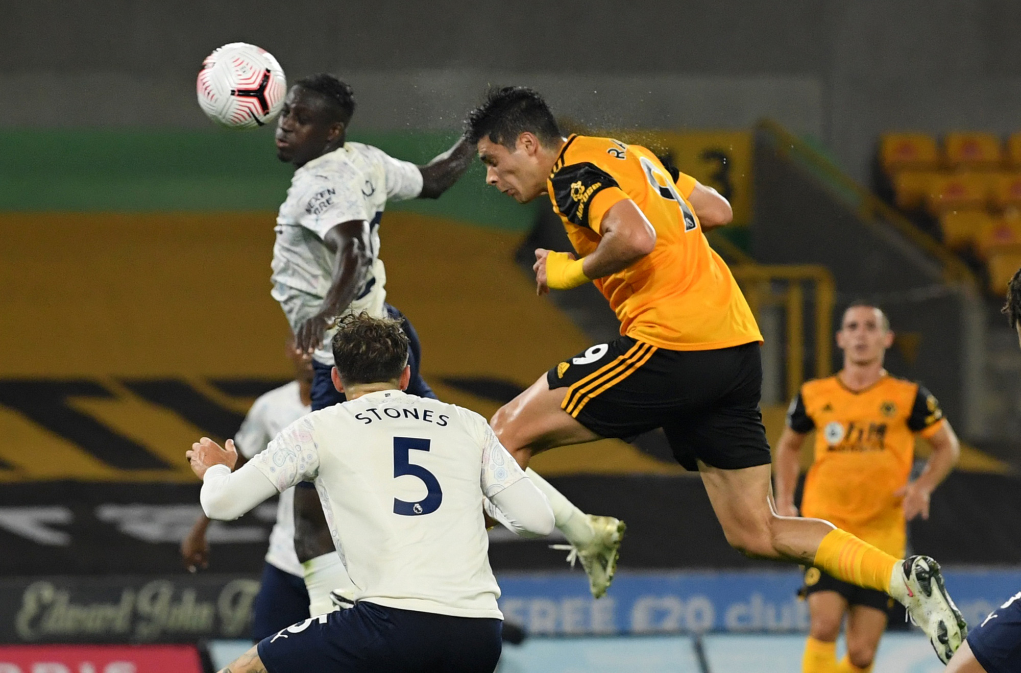 Wolves - Man City: Á quân khai cuộc đại thắng - Ảnh 4.