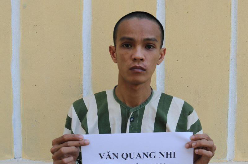 B&igrave;nh Dương: Bắt băng nh&oacute;m chuy&ecirc;n trộm cắp t&agrave;i sản l&uacute;c nửa đ&ecirc;m - Ảnh 2.
