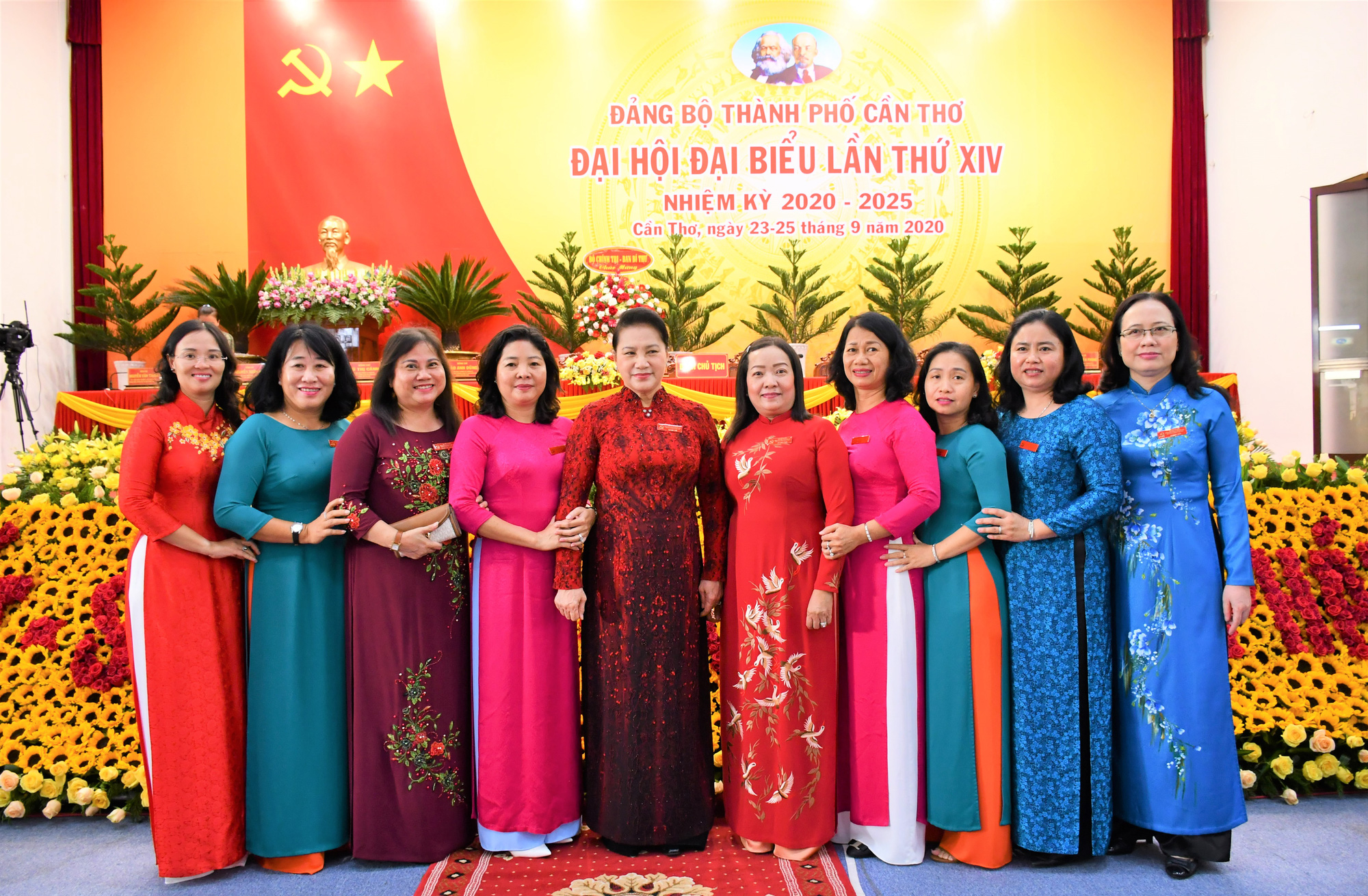 Cần Thơ: Đại hội l&agrave; dịp để tỏ r&otilde; phẩm chất của người đảng vi&ecirc;n - Ảnh 6.