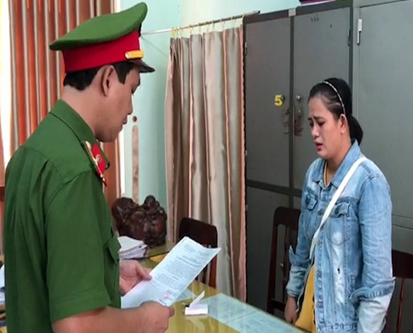Khởi tố chủ tịch và kế toán xã ăn chặn trên 2 tỉ đồng tiền hỗ trợ người nghèo