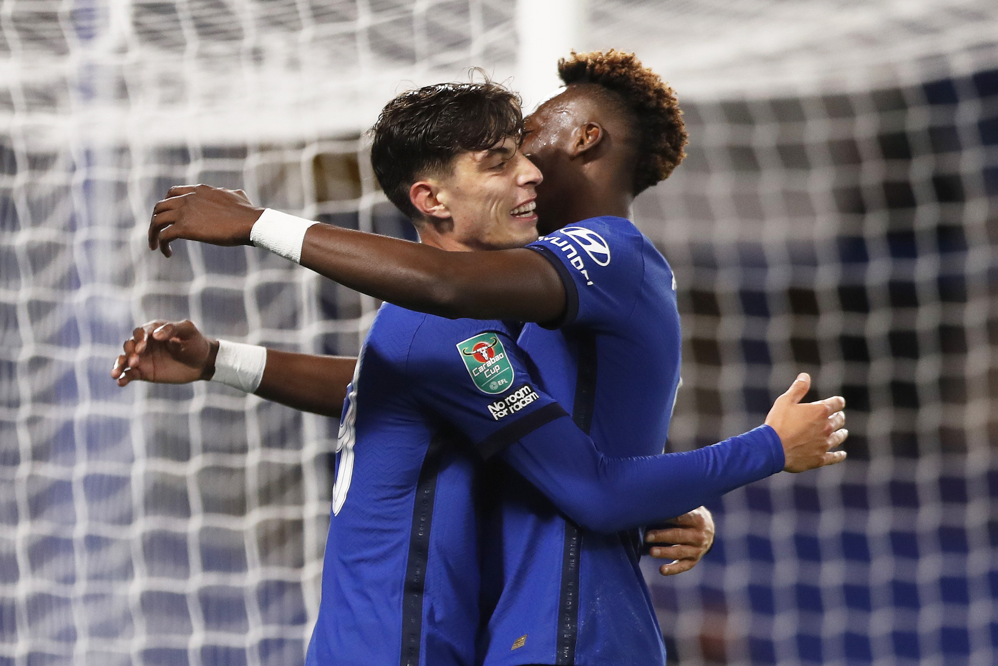 "Bom tấn" Kai Havertz lập hat-trick, Chelsea bùng nổ League Cup