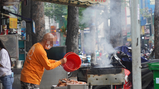 Nhiều nguy cơ g&acirc;y bệnh - Ảnh 1.