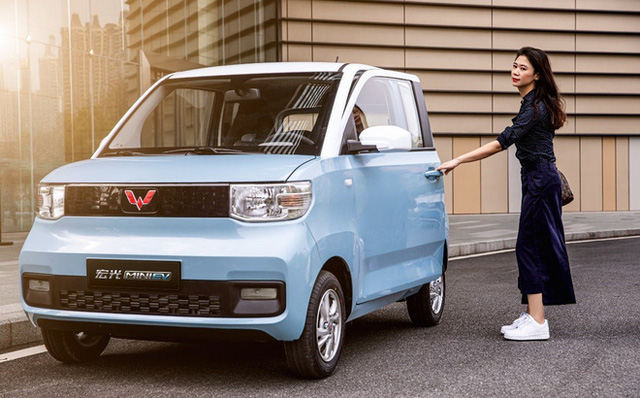 Chiếc &ocirc;t&ocirc; 2 chỗ đi chợ, đ&oacute;n con rẻ gi&aacute; chỉ nhỉnh hơn Honda SH - Ảnh 13.