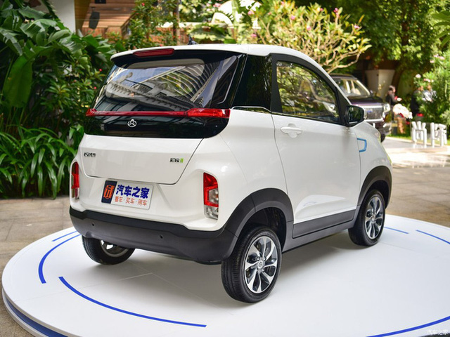 Chiếc &ocirc;t&ocirc; 2 chỗ đi chợ, đ&oacute;n con rẻ gi&aacute; chỉ nhỉnh hơn Honda SH - Ảnh 4.