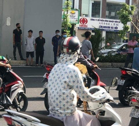 Thông tin ngỡ ngàng về kẻ dùng gậy sắt đập phá xe máy người bênh vực bà bầu sau va chạm giao thông - Ảnh 4.