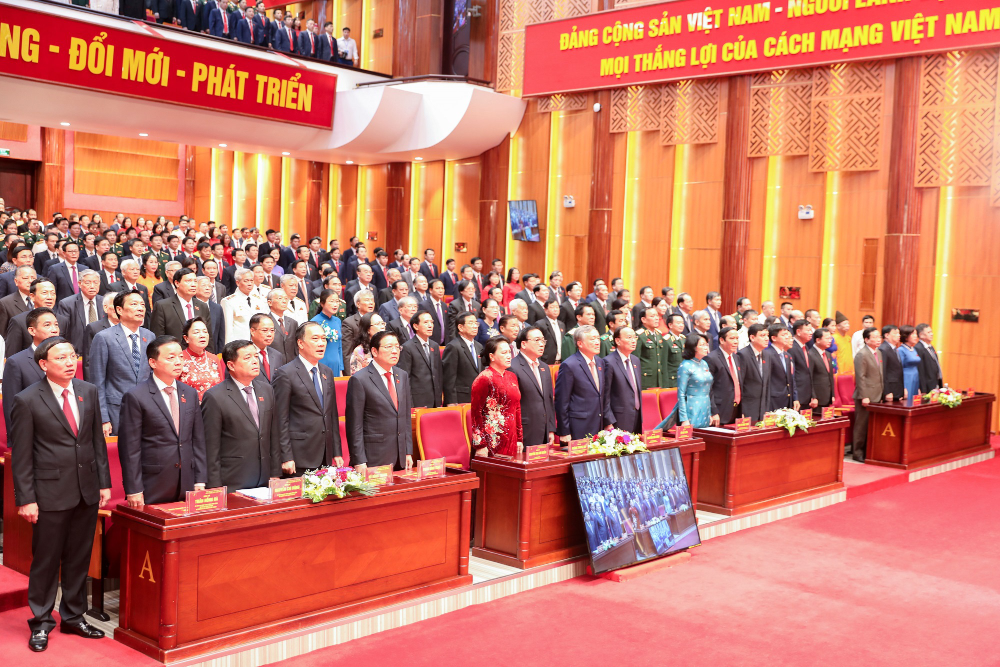 &Ocirc;ng Nguyễn Xu&acirc;n K&yacute; t&aacute;i đắc cử B&iacute; thư Tỉnh ủy Quảng Ninh - Ảnh 2.
