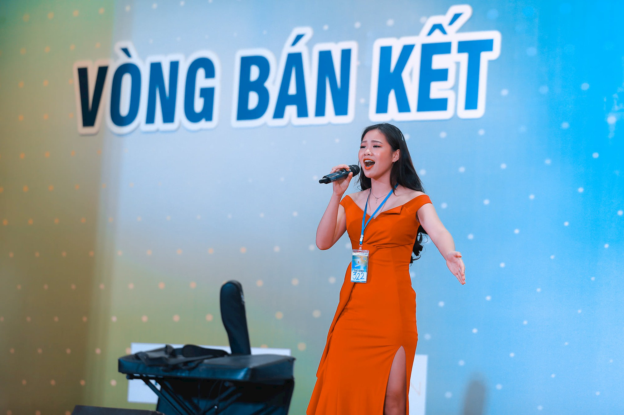 10 th&iacute; sinh v&agrave;o chung kết Giọng h&aacute;t hay H&agrave; Nội 2020 - Ảnh 2.