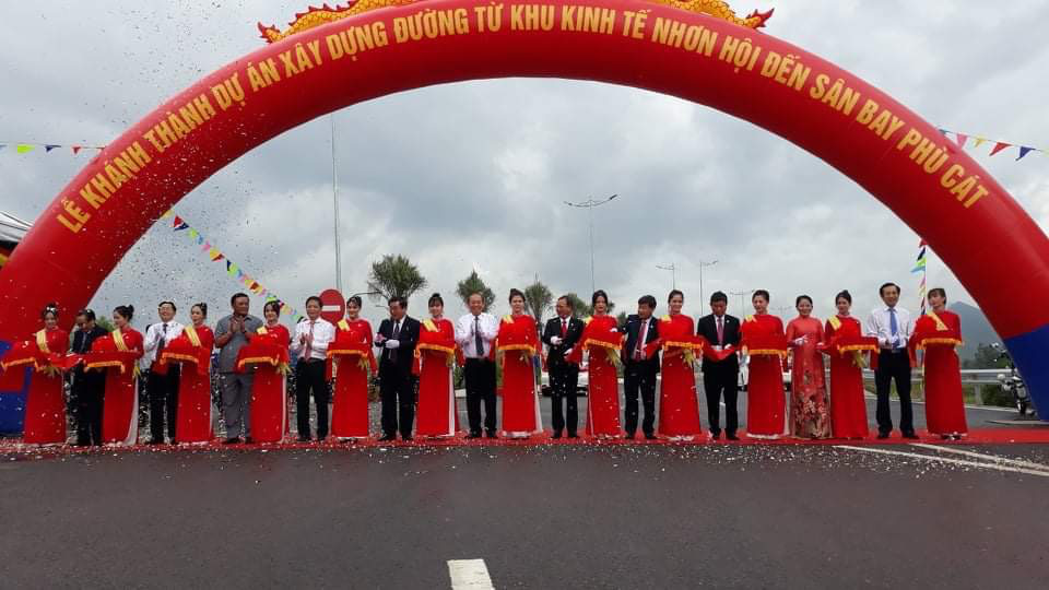 Kh&aacute;nh th&agrave;nh Trục đường KKT Nhơn Hội &ndash; s&acirc;n bay Ph&ugrave; C&aacute;t: Cơ hội v&agrave;ng cho BĐS du lịch B&igrave;nh Định bứt ph&aacute; - Ảnh 1.