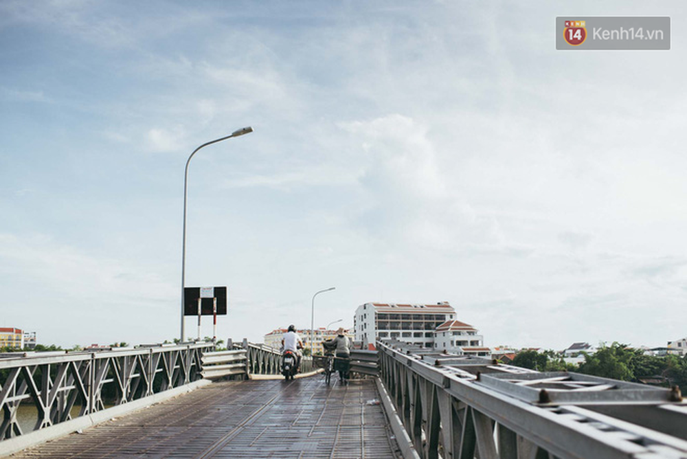 Ai th&egrave;m b&igrave;nh y&ecirc;n kệ chứ, t&ocirc;i muốn Hội An s&ocirc;i động nhộn nhịp lắm rồi! - Ảnh 2.