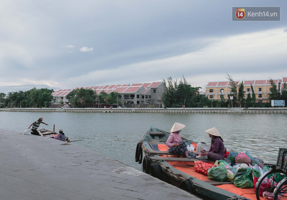 Ai th&egrave;m b&igrave;nh y&ecirc;n kệ chứ, t&ocirc;i muốn Hội An s&ocirc;i động nhộn nhịp lắm rồi! - Ảnh 6.