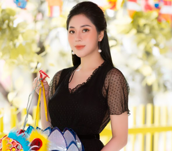T&ocirc; Diệp H&agrave; mang Trung thu ấm &aacute;p cho trẻ em cơ nhỡ - Ảnh 1.