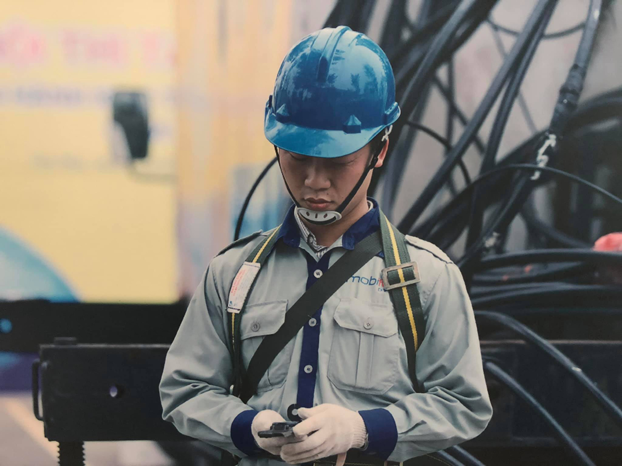 MobiFone mất sóng trên diện rộng, khách hàng không thể gọi điện thoại