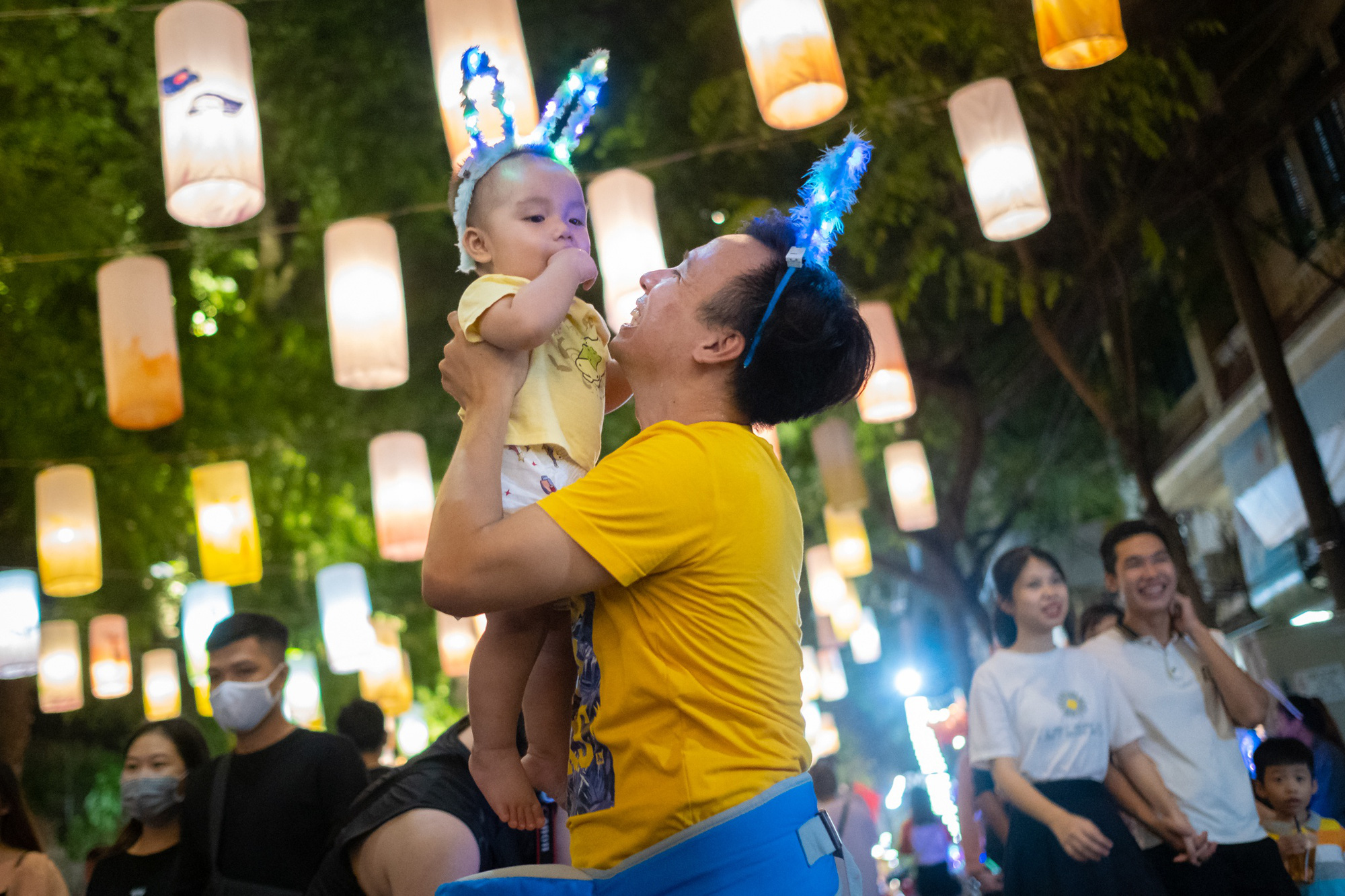 T&igrave;m về Trung Thu tuổi thơ ở phố cổ H&agrave; Nội - Ảnh 19.