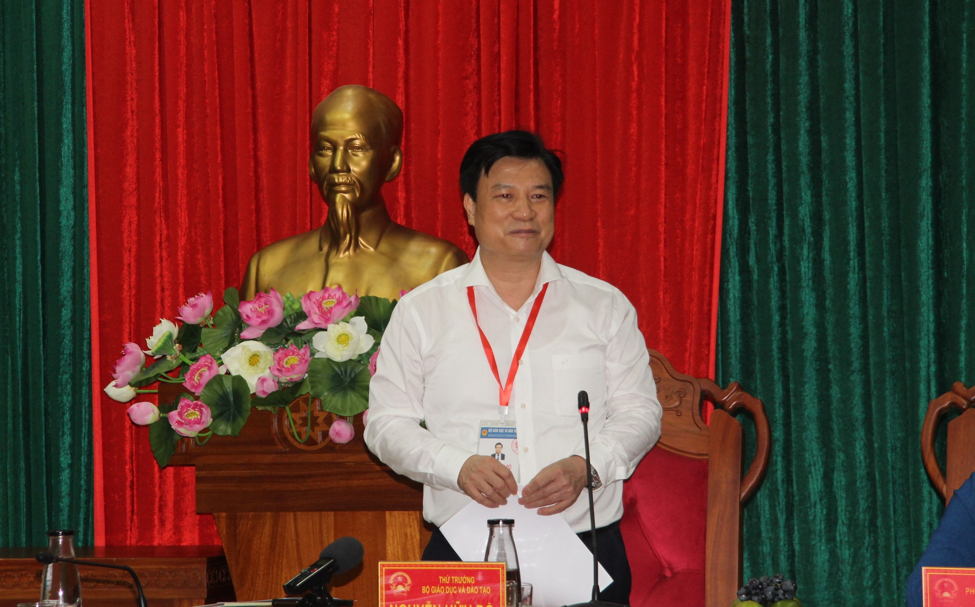 Thứ trưởng Bộ GD-ĐT Nguyễn Hữu Độ: Phải đảm bảo c&ocirc;ng bằng giữa 2 đợt thi - Ảnh 1.