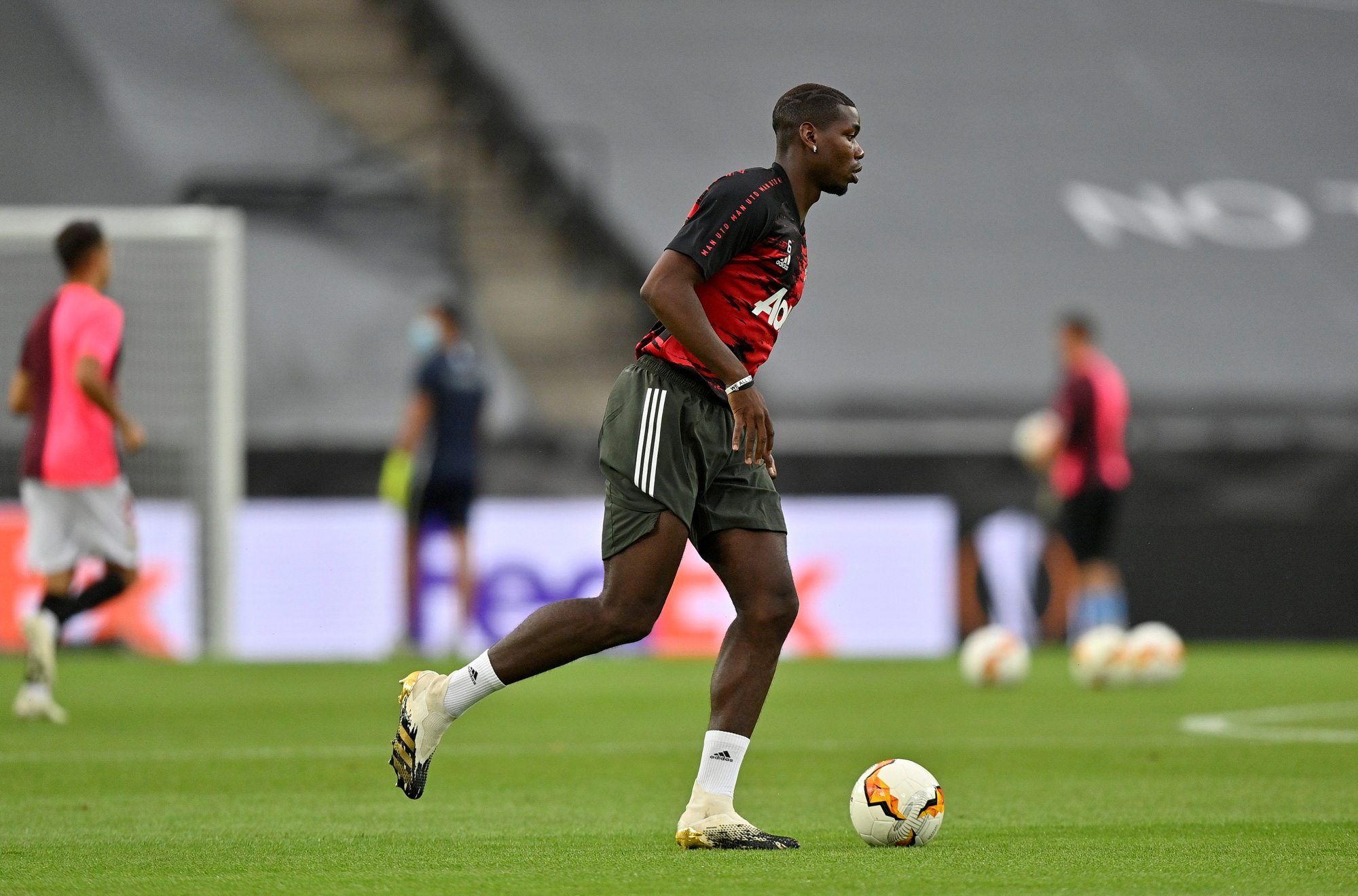 Paul Pogba bị loại khỏi tuyển Pháp vì nhiễm Covid-19 - Ảnh 1.