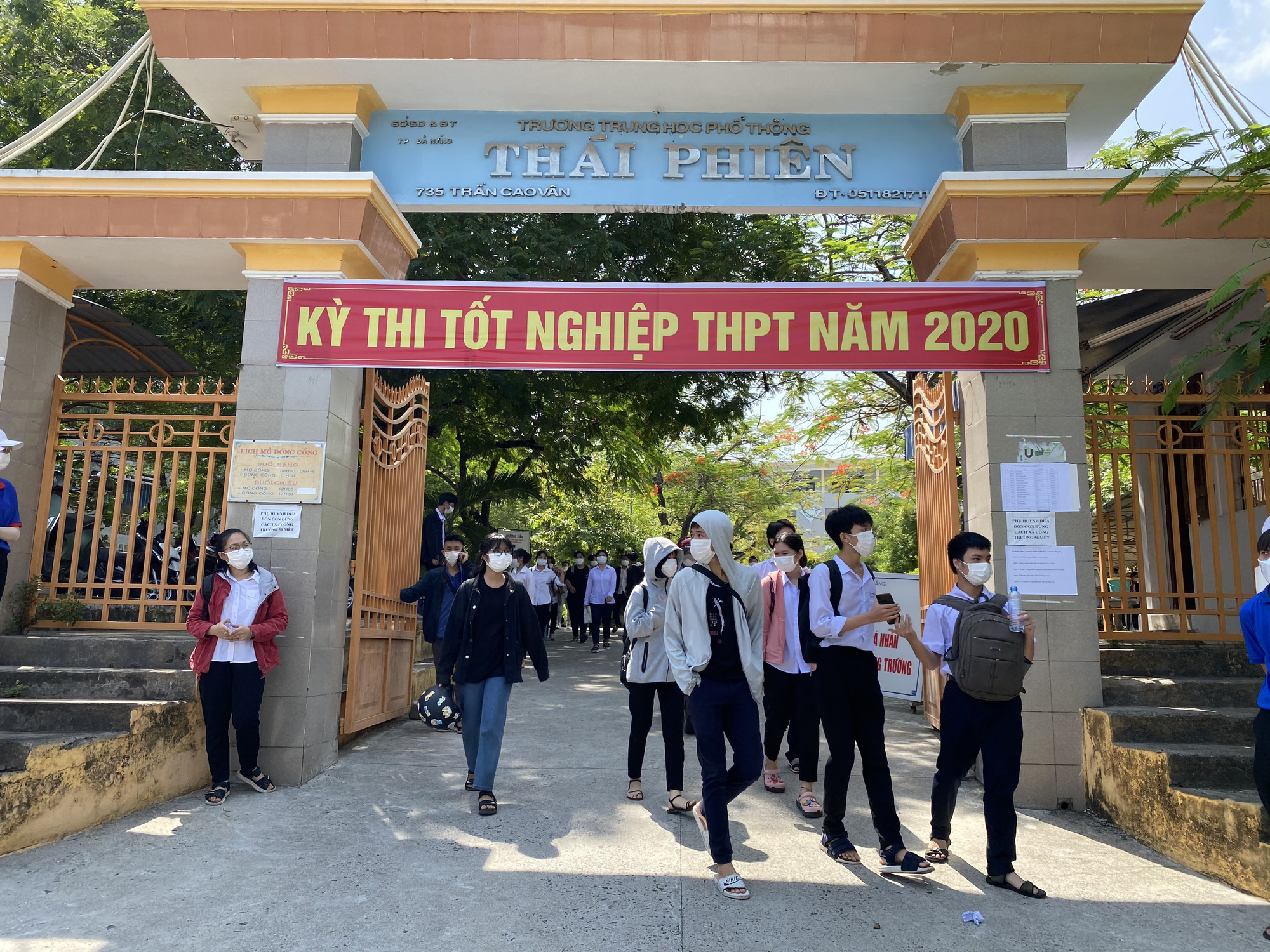Thi tốt nghiệp THPT đợt 2: Phần thi tác phẩm Việt Bắc nằm ngoài dự đoán của nhiều thí sinh Đà Nẵng - Ảnh 3.