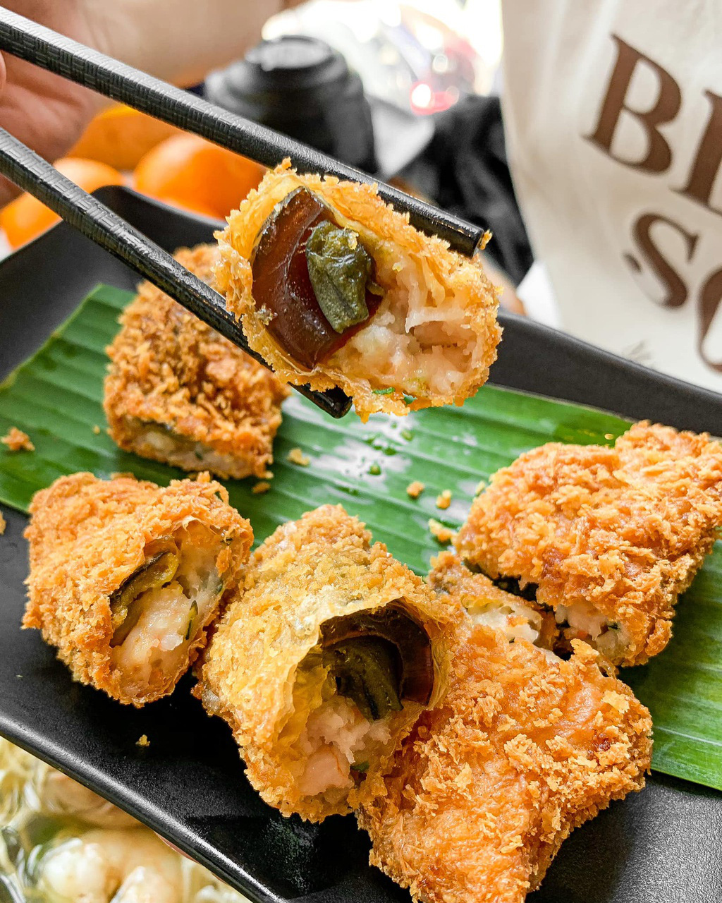 4 điểm ăn buffet gi&aacute; dưới 200.000 đồng tại TP HCM - Ảnh 12.