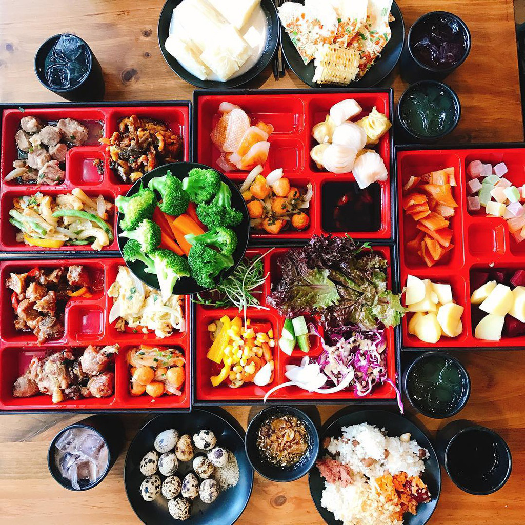 4 điểm ăn buffet gi&aacute; dưới 200.000 đồng tại TP HCM - Ảnh 14.