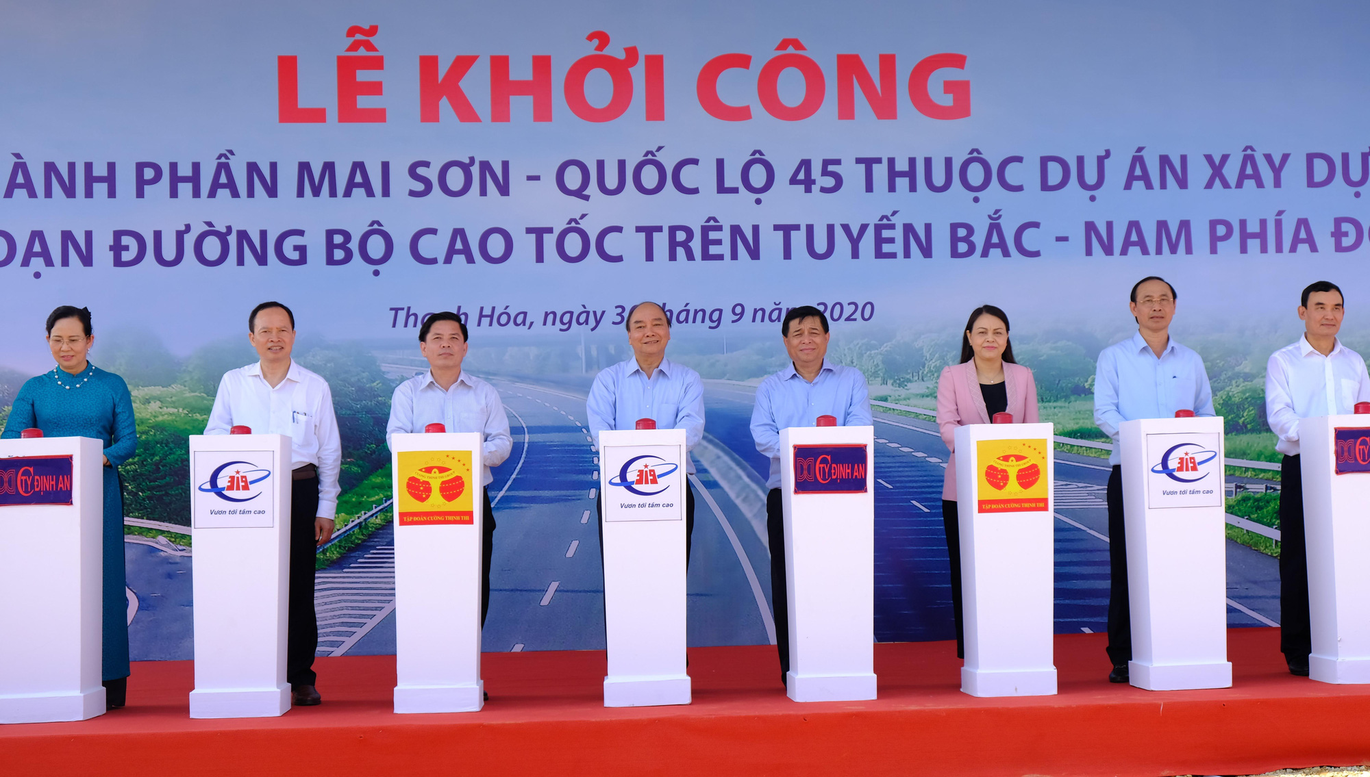 Khởi công 3 dự án trọng điểm quốc gia