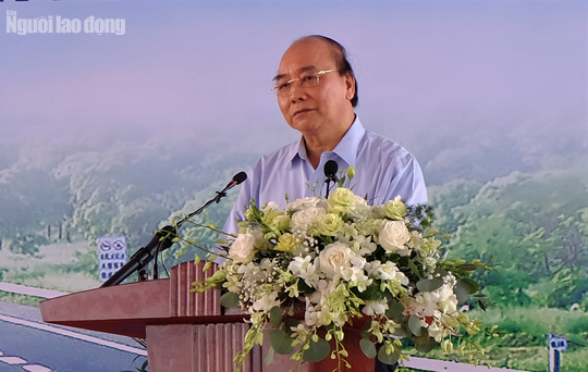 Thủ tướng: "Nghèo cũng phải làm giao thông, càng giàu càng phải làm"