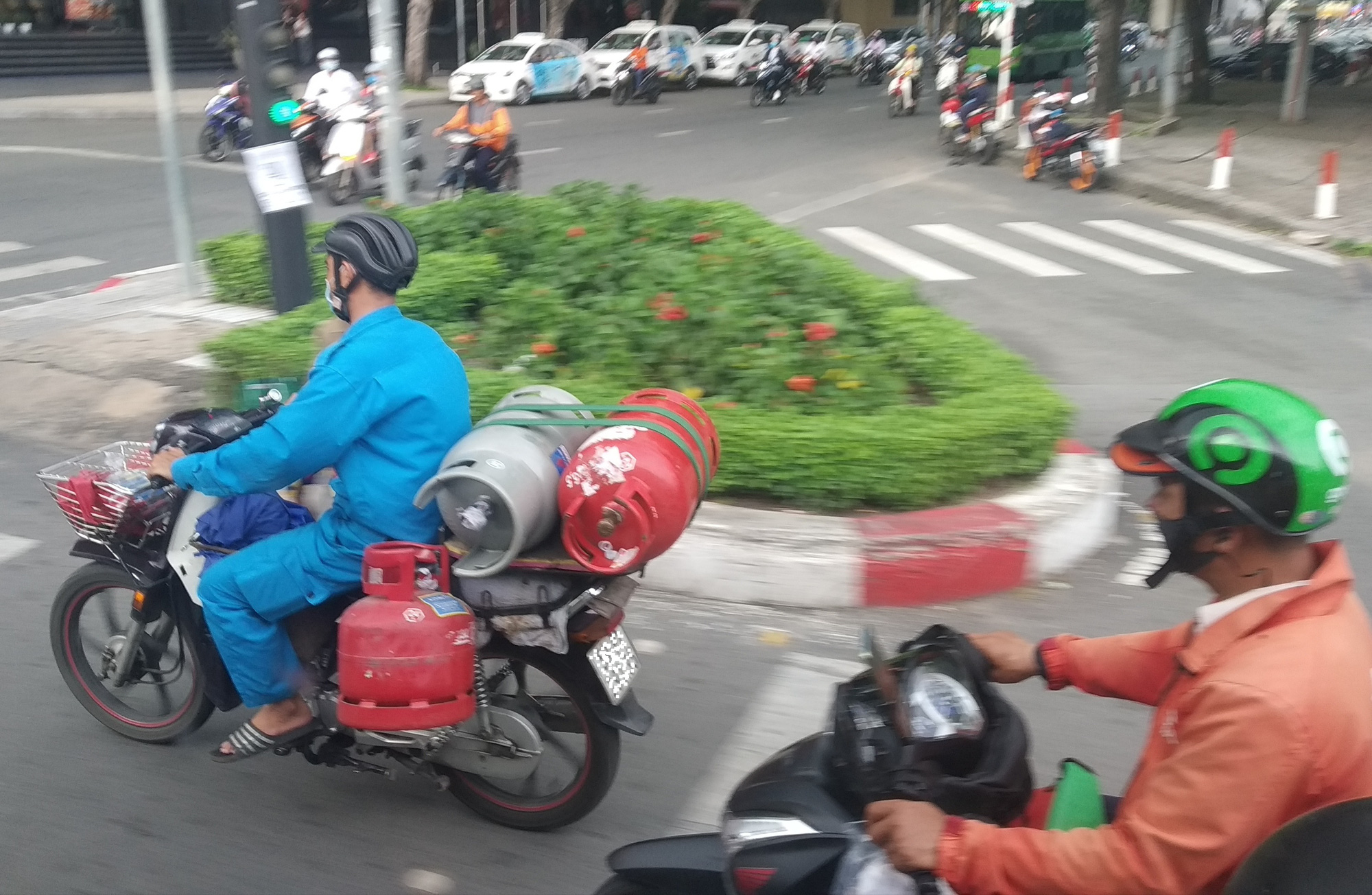 Giá gas tăng thêm 6.000 đồng
