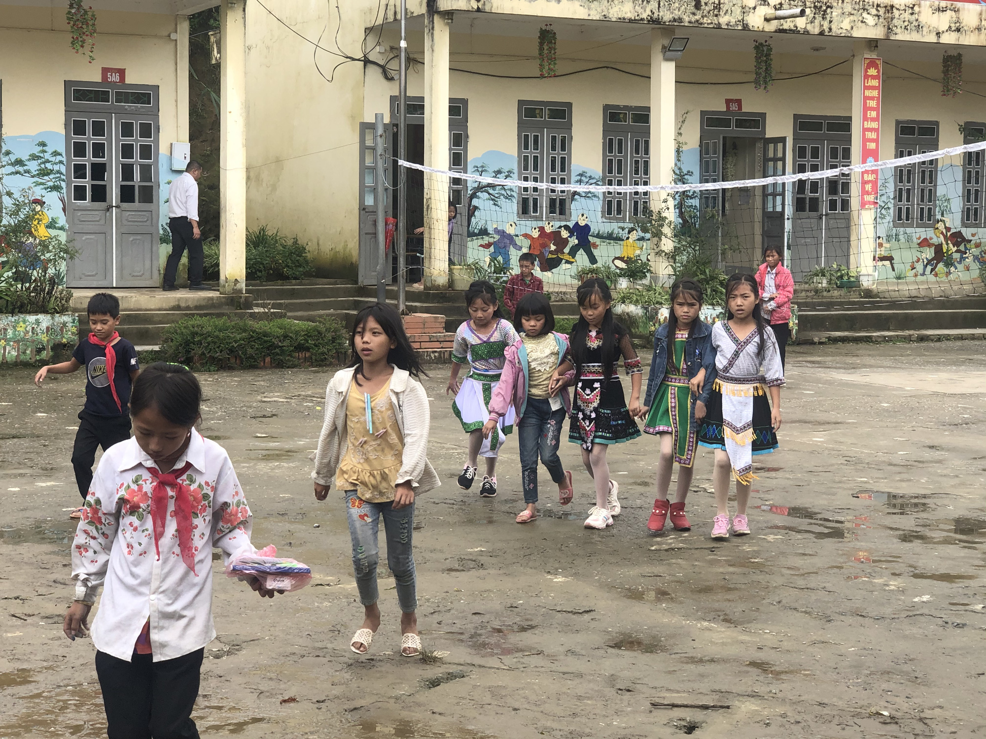 Những học sinh chưa từng gọi tên bánh trung thu - Ảnh 7.