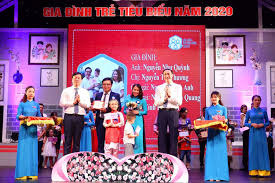 Xét chọn, biểu dương gia đình CNVC-LĐ tiêu biểu