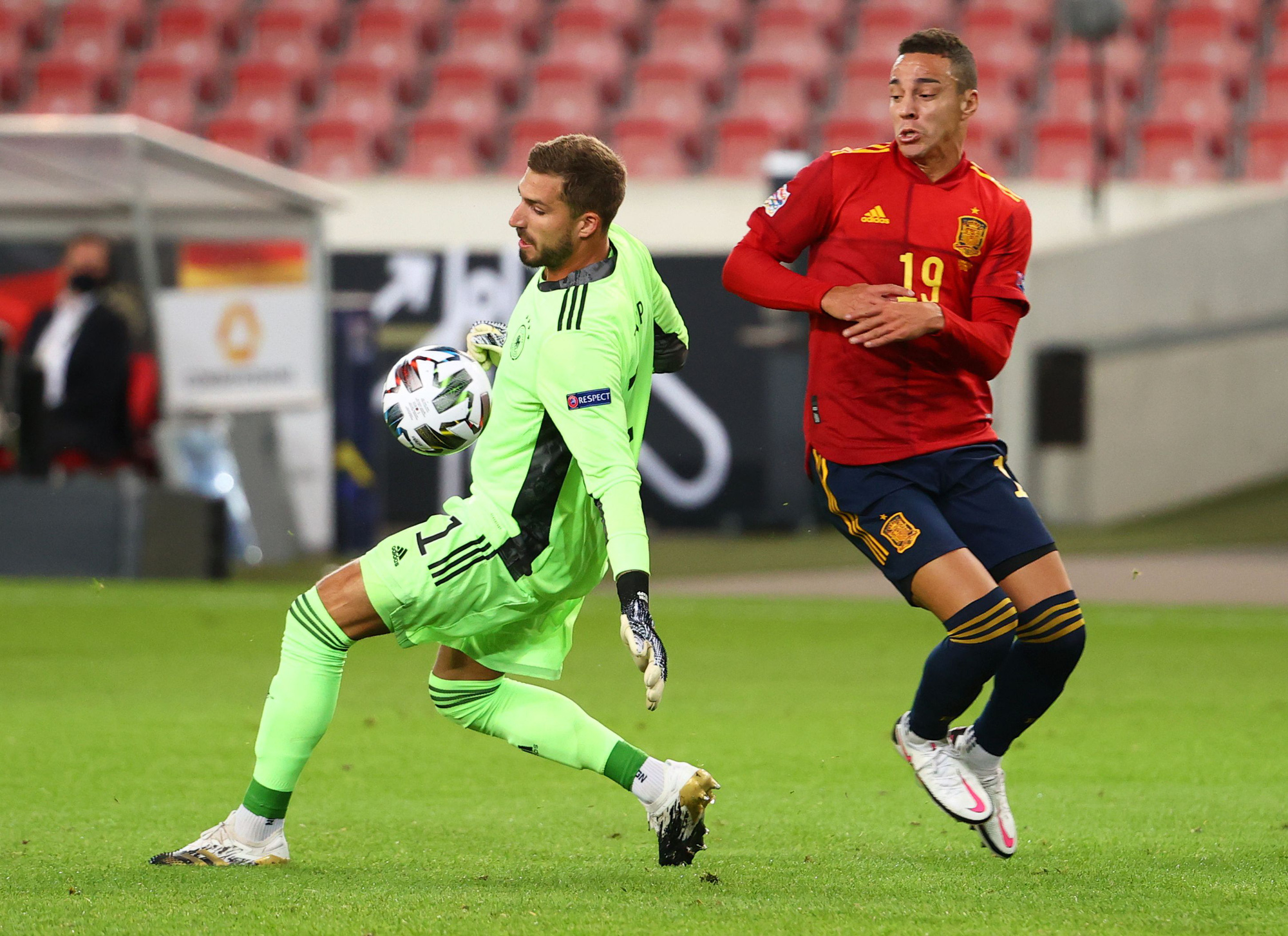 Ngỡ ngàng phút cuối đại chiến Đức - Tây Ban Nha ở Nations League
