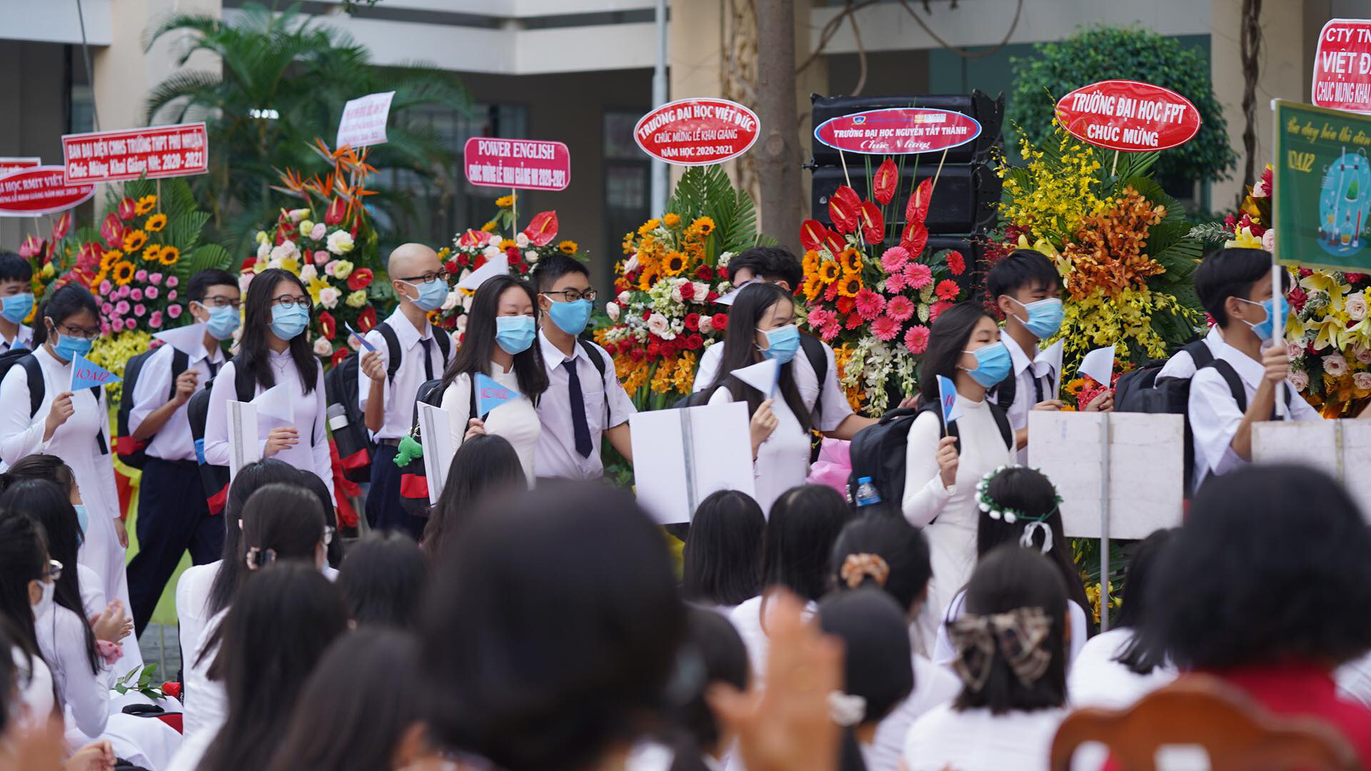 Khai trường, đ&oacute;n năm học nhiều đổi mới - Ảnh 11.