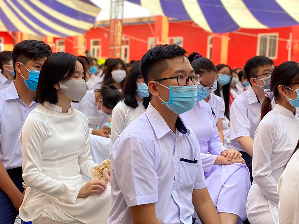 Khai trường, đ&oacute;n năm học nhiều đổi mới - Ảnh 28.
