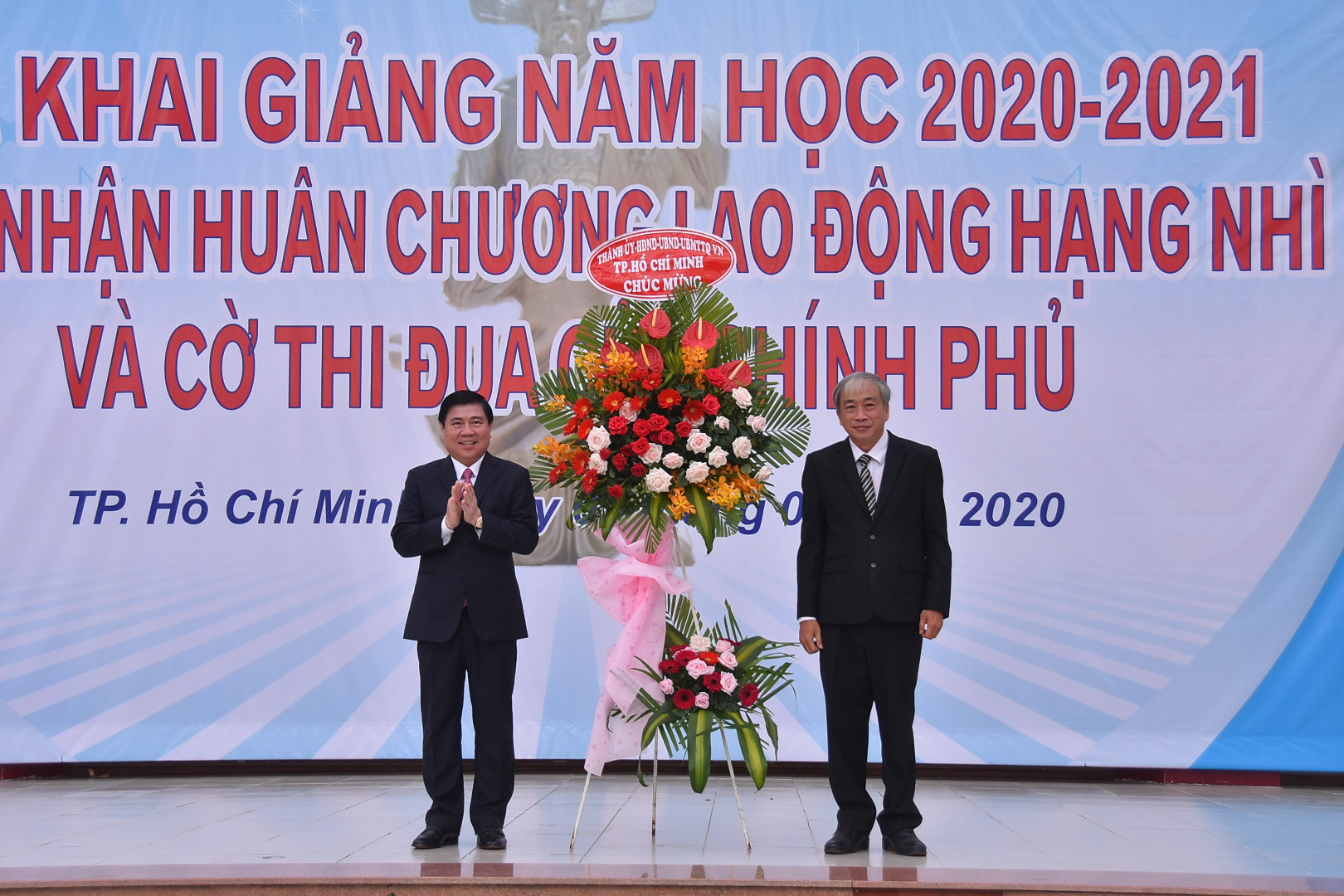 Khai trường, đ&oacute;n năm học nhiều đổi mới - Ảnh 20.