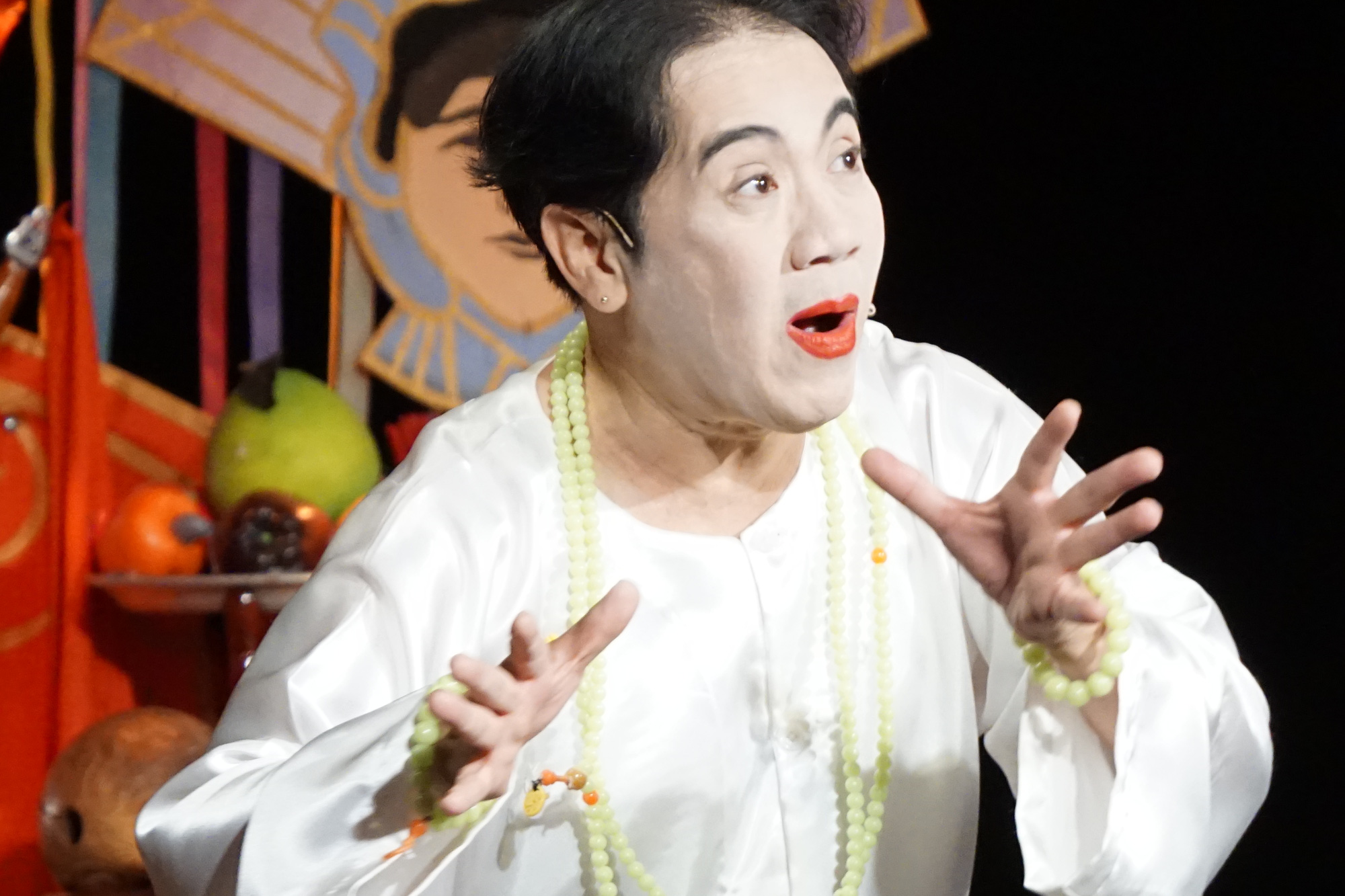 NSƯT Thành Lộc công bố kịch "Cậu đồng" của Thiền sư Thích Nhất Hạnh
