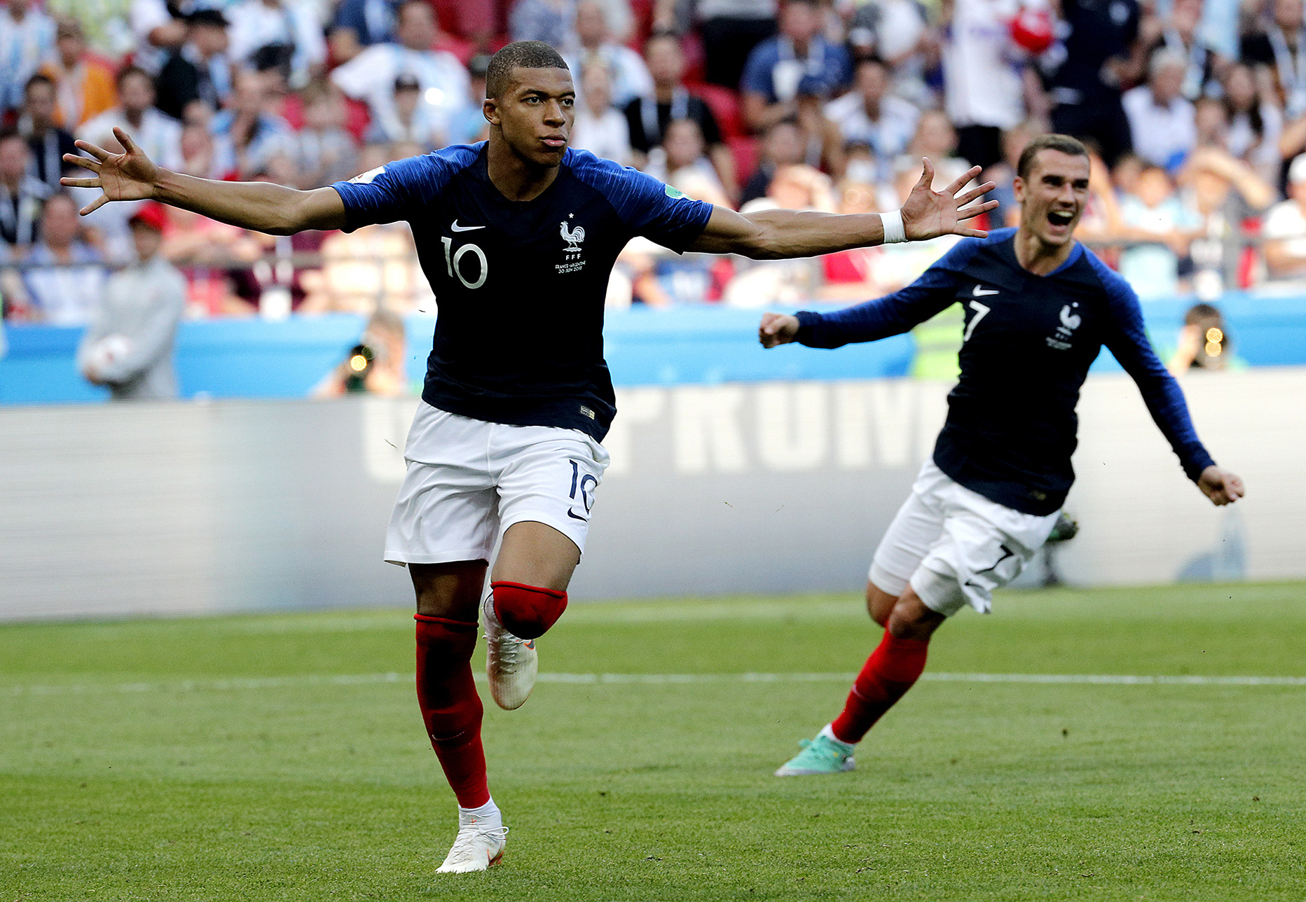 Pháp - Croatia: Bóng dáng nhà vua World Cup 2018