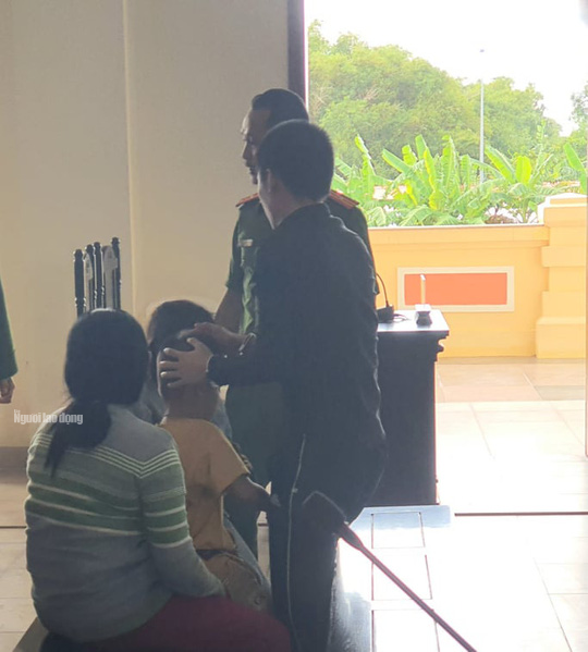 Vợ bị chồng s&aacute;t hại v&igrave; thường xuy&ecirc;n bấm điện thoại, n&oacute;i chuyện cọc cằn - Ảnh 2.