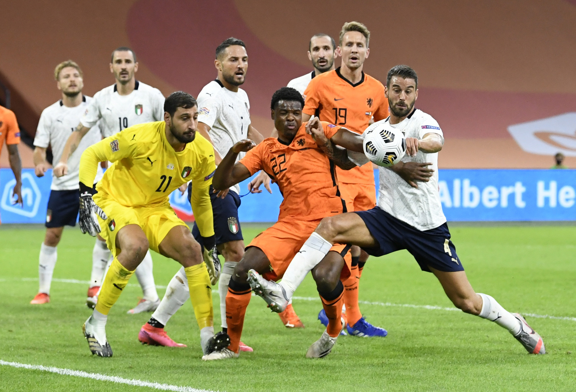 Đương kim &aacute; qu&acirc;n H&agrave; Lan thua sốc, mất ng&ocirc;i đầu Nations League - Ảnh 2.