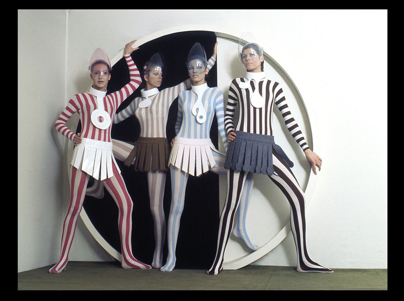 Dấu ấn &lsquo;Pierre Cardin&rsquo;: Thời trang vượt mọi khu&ocirc;n khổ - Ảnh 8.