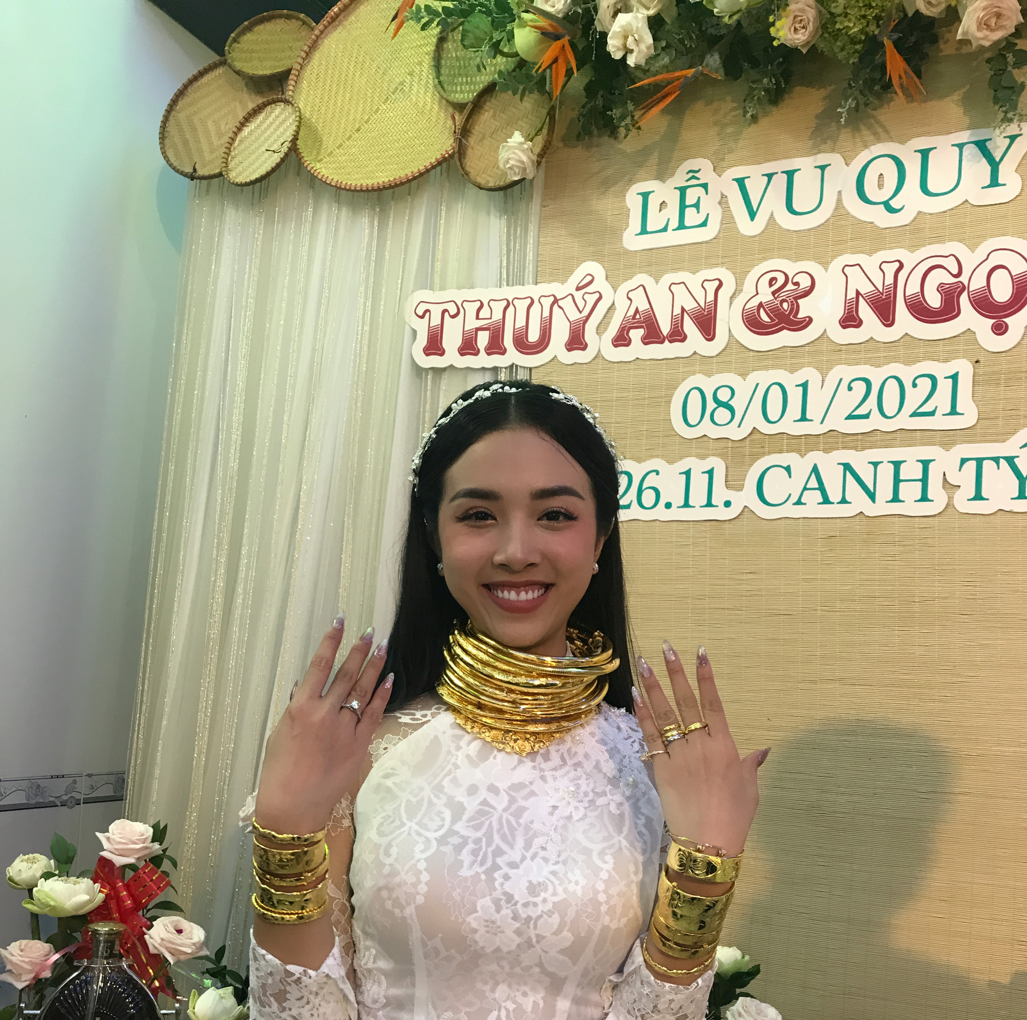 Số của hồi môn "nghe muốn xỉu" của á hậu Thúy An