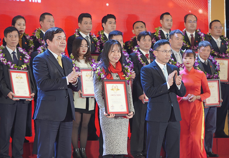 Vietbank được vinh danh "Top 500 doanh nghiệp lớn nhất Việt Nam 2020"