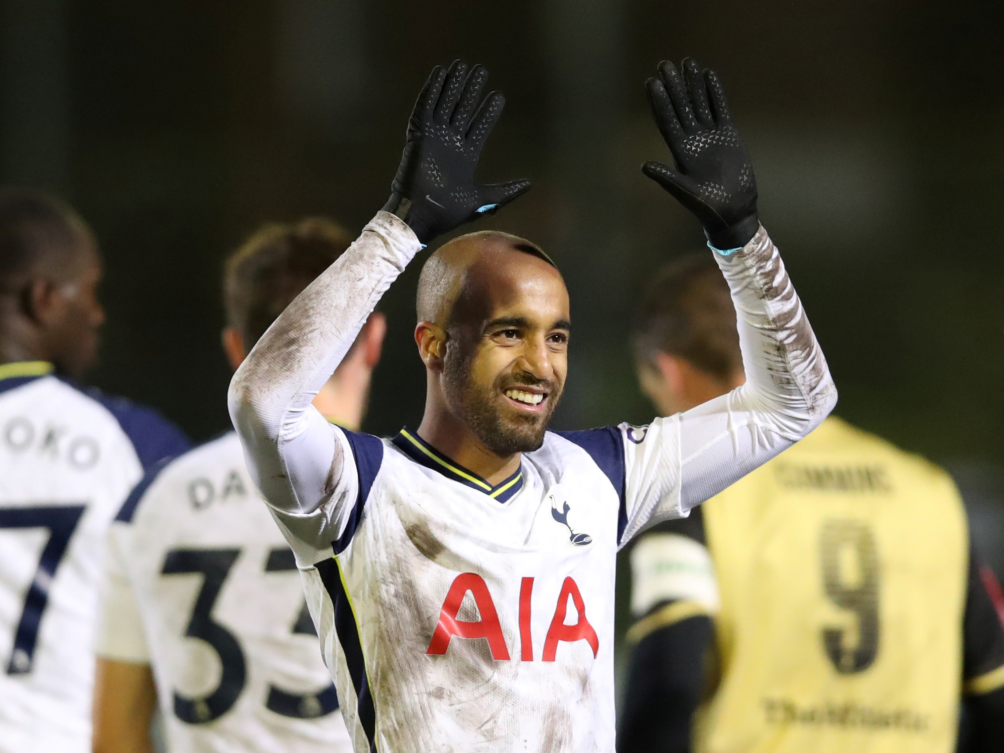 Sao 16 tuổi tỏa s&aacute;ng, Tottenham v&ugrave;i dập l&iacute;nh thủy Marine - Ảnh 3.